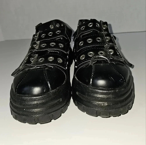 Indie Designs Athena Leather Sandals - Picture 8 of 16